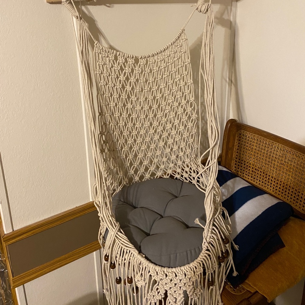 round macrame cat hammock ✨